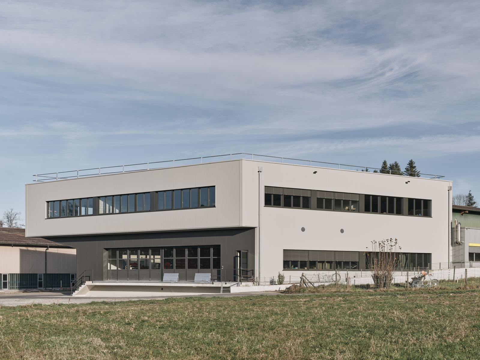 Cerutti Partner Architekten Referenz Architektur-Fotografie / Innenarchitektur-Fotografie Bächler Industriehalle MARCOLEU